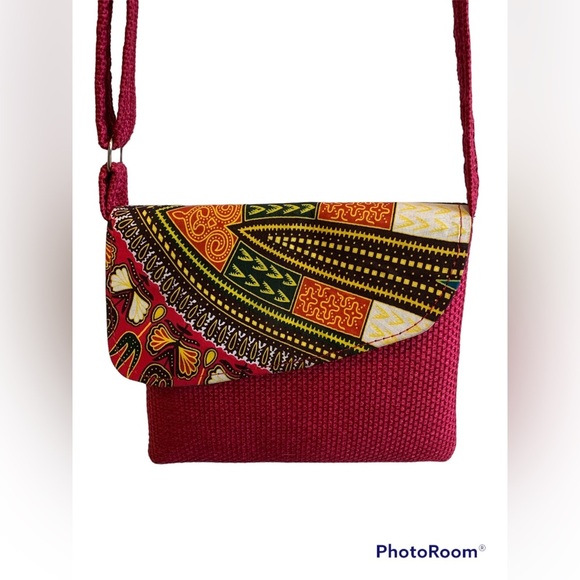 NEW Handmade Beautiful Dark Pink Hand-Made Cross Body Small Purse - Picture 5 of 8